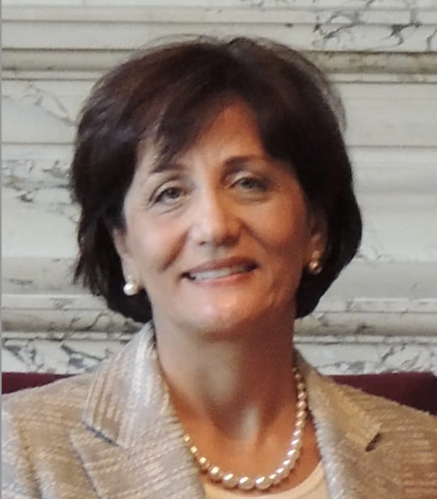 Eva Jarawan